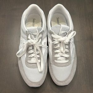 Saucony Women’s sneakers